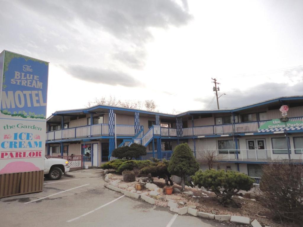 Blue Stream Motel Βερνόν Εξωτερικό φωτογραφία